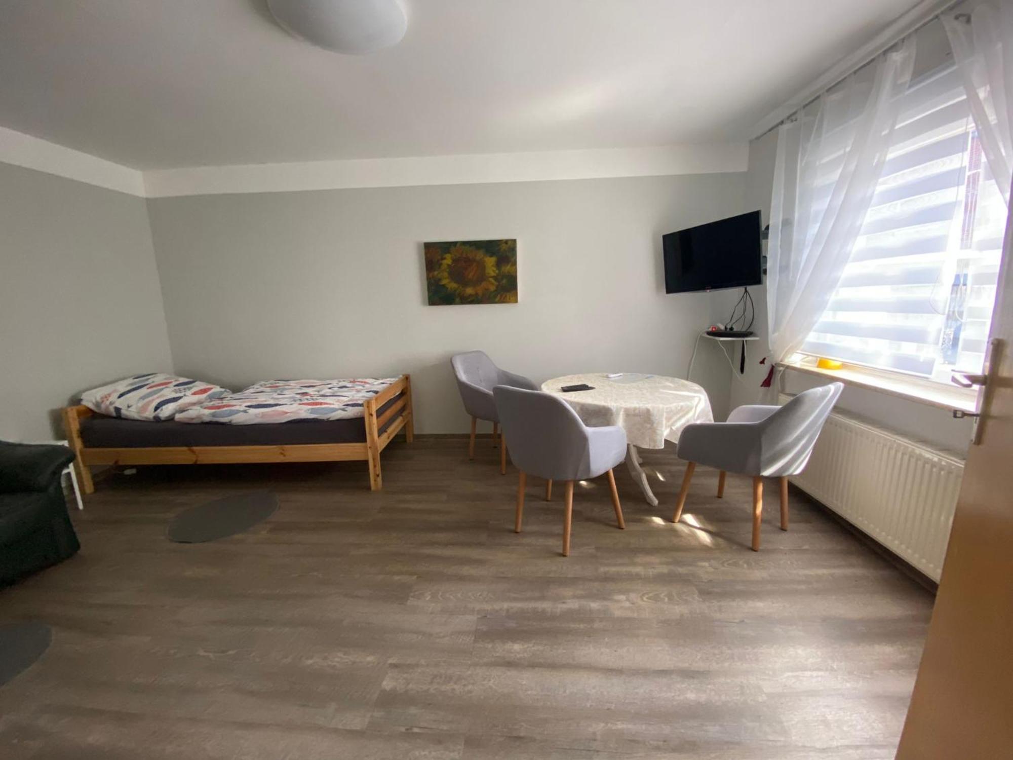 Ferienwohnung Mit Separatem Eingang Und Parkplatz, Ideal Fuer Handwerker Und Geschaeftsreisende Dorf Mecklenburg Εξωτερικό φωτογραφία