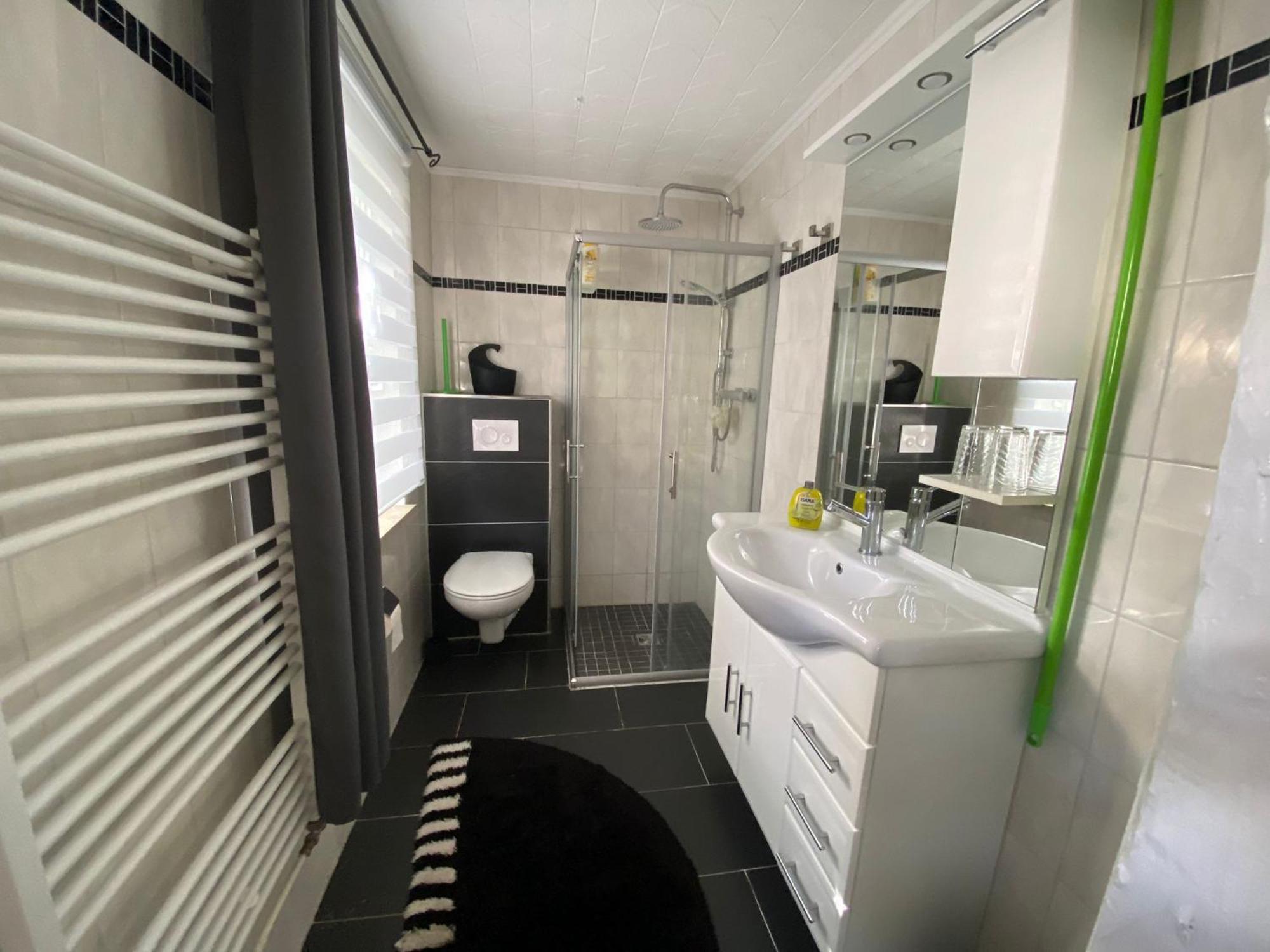 Ferienwohnung Mit Separatem Eingang Und Parkplatz, Ideal Fuer Handwerker Und Geschaeftsreisende Dorf Mecklenburg Εξωτερικό φωτογραφία